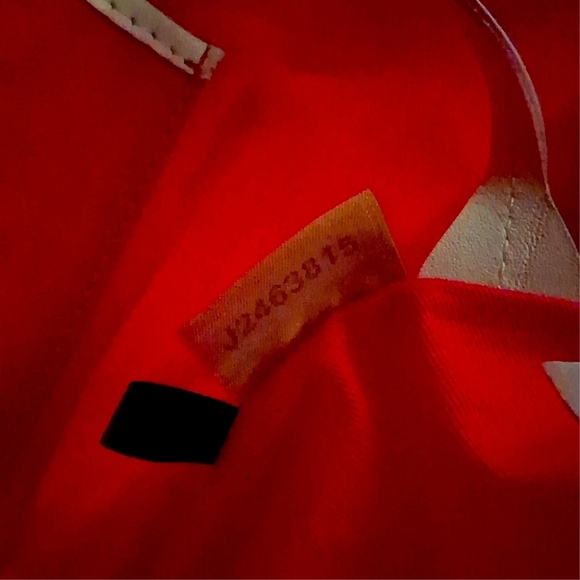 Dooney & Bourke Petunia Floral Coated Canvas Tote Shopper - Picture 14 of 16